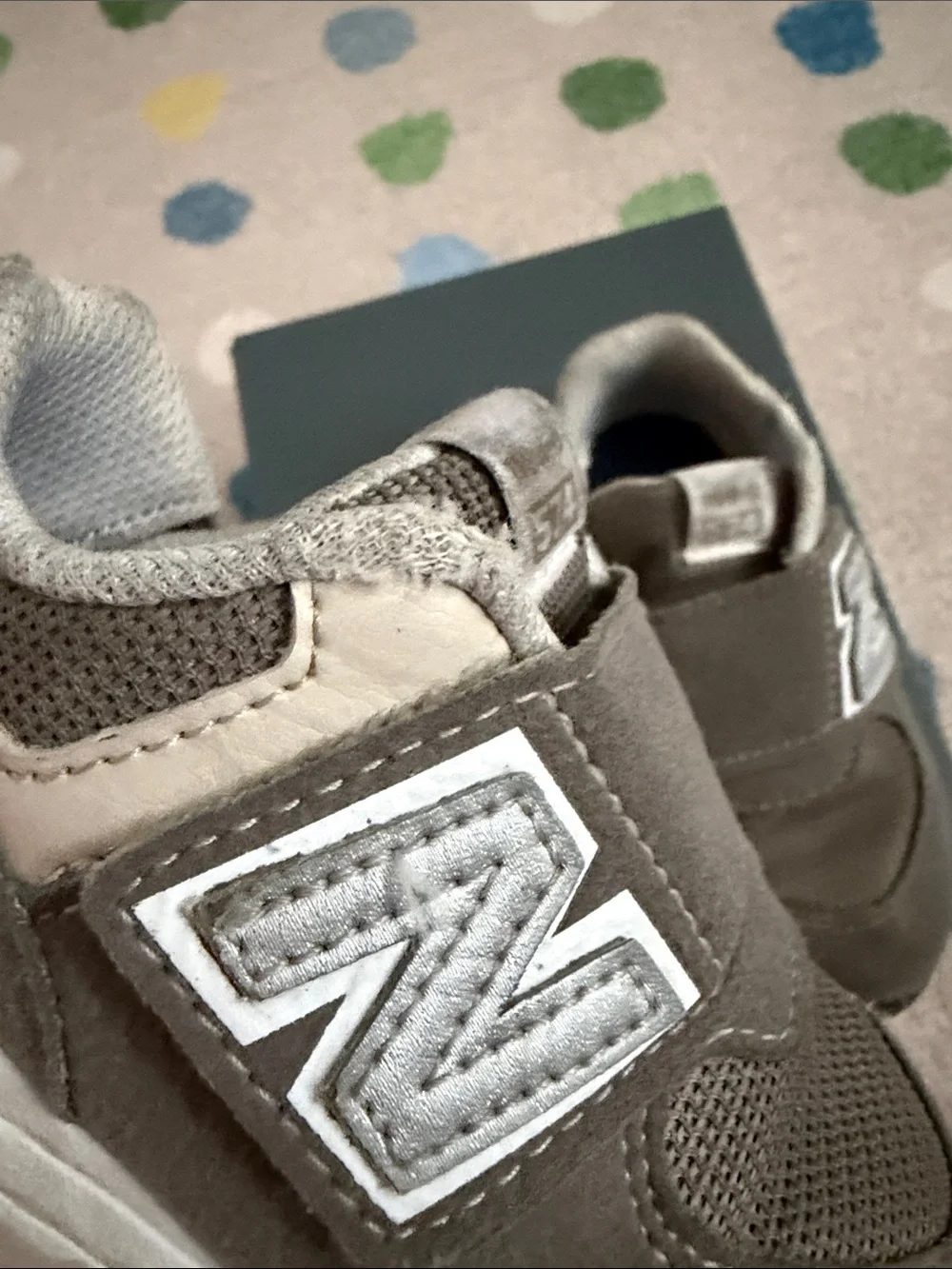 New Balance 574 New-B Hook & Loop Sneaker in Grey, size 7